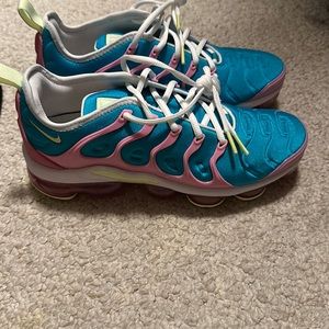 Nike air vapor max plus